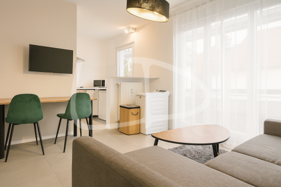 Salon - Strassen.png